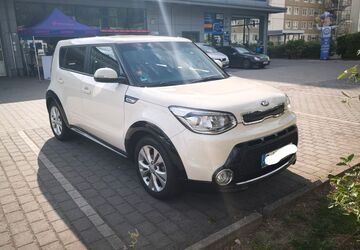 Kia Soul 61.200 km 12.500 &euro; Berlin 10247