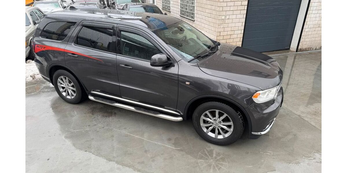Dodge Durango 94.000 km 25.999 &euro; Berlin 13599