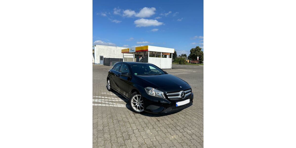 Mercedes-Benz A 180 184.800 km 10.299 &euro; Berlin 13059