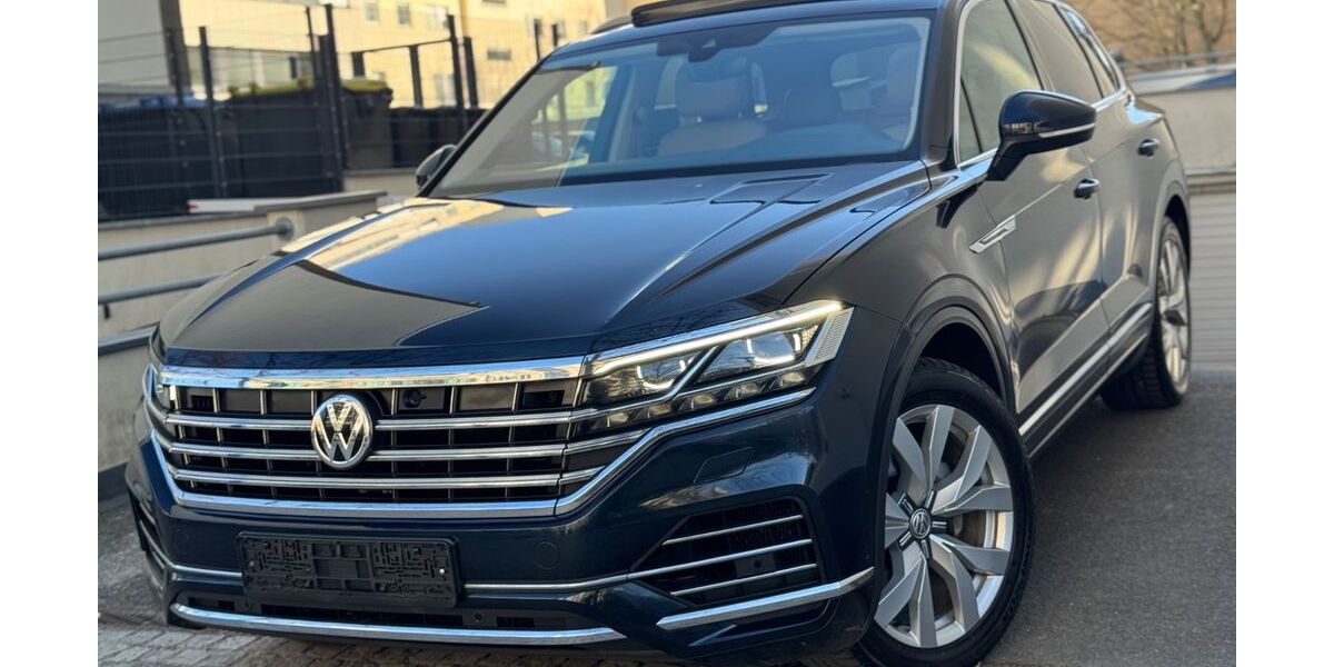 VW Touareg 189.900 km 28.799 &euro; Berlin 13089