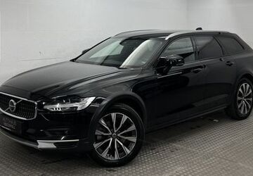 Volvo V90 Cross Country 49.987 km 44.800 &euro; Berlin 12351