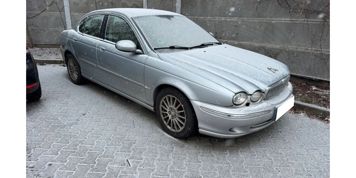 Jaguar X-Type 185.000 km 550 &euro; Berlin 12045