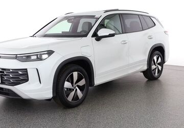 VW Tayron 1.703 km 54.880 &euro; Berlin 12103