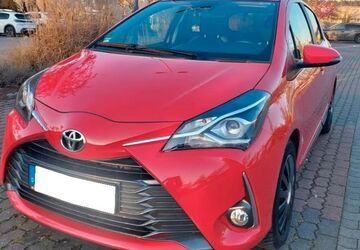 Toyota Yaris 52.100 km 10.600 &euro; Berlin 10119