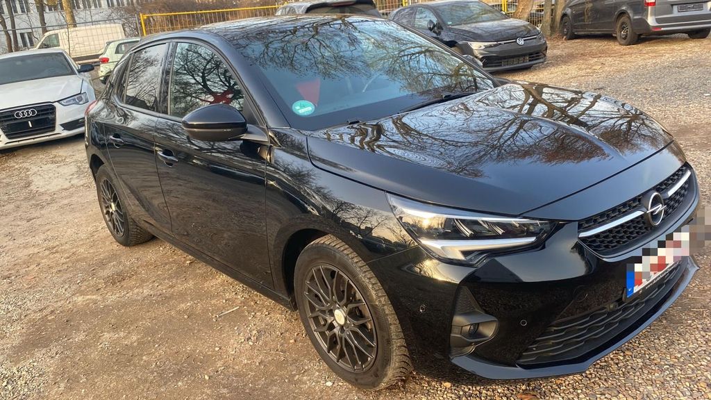 Opel Corsa 106.527 km 10.900 &euro; Berlin 12109