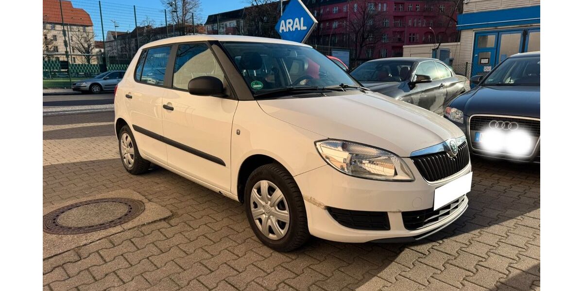Skoda Fabia 240.000 km 1.900 &euro; Berlin 12045