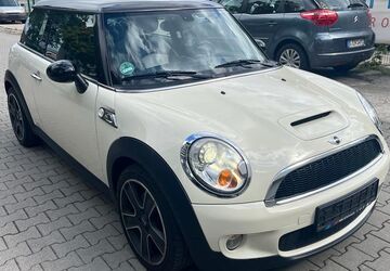 Mini Cooper S 141.200 km 6.490 &euro; Berlin 12277