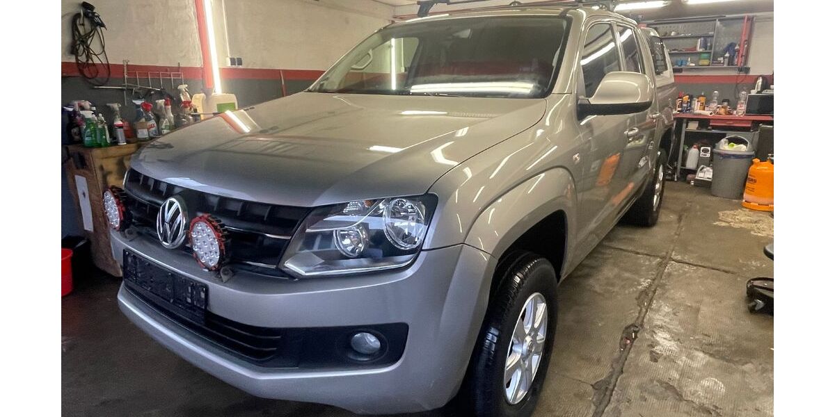 VW Amarok 213.000 km 12.900 &euro; Berlin 12359