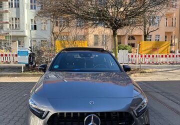 Mercedes-Benz A 180 93.000 km 22.850 &euro; Berlin 10969