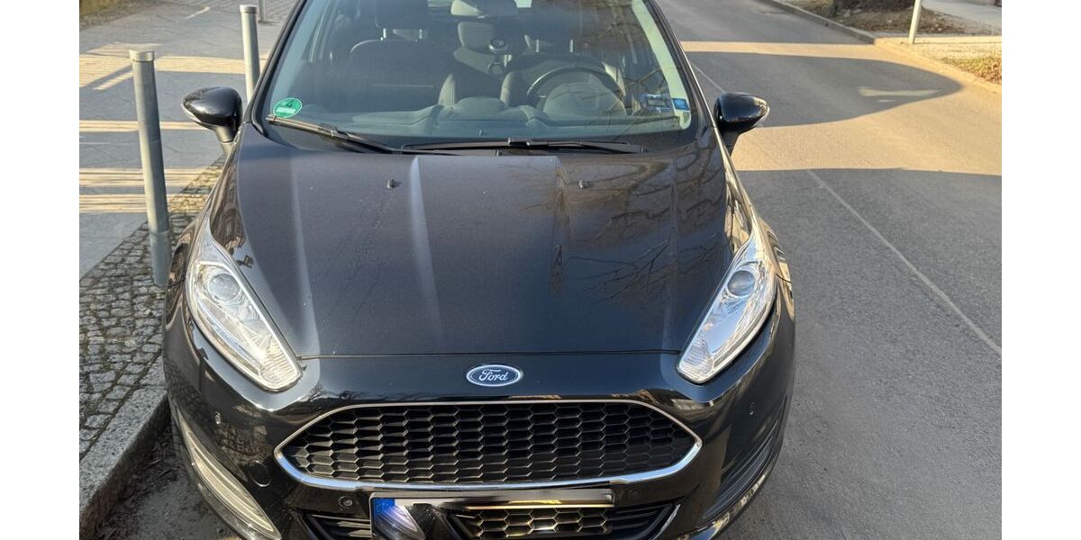 Ford Fiesta 113.000 km 5.900 &euro; Berlin 12527