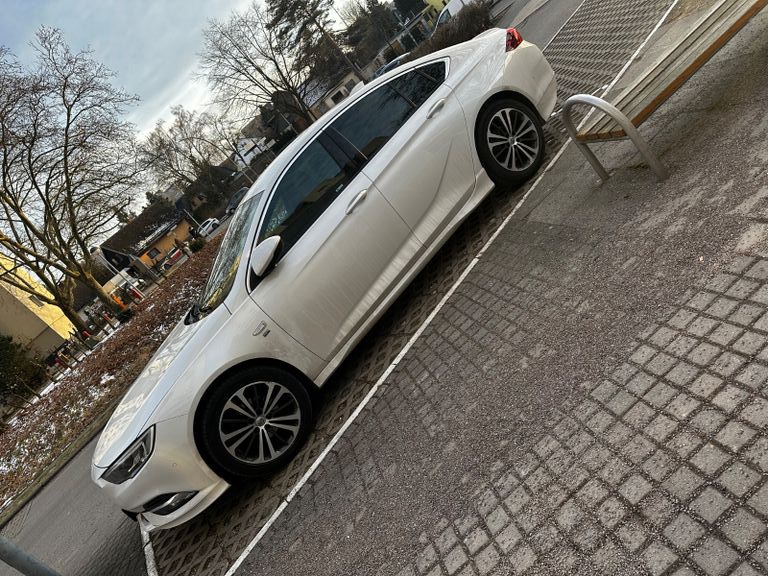 Opel Insignia 155.000 km 10.500 &euro; Berlin 13357
