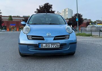 Nissan Micra 221.108 km 1.190 &euro; Berlin 12051
