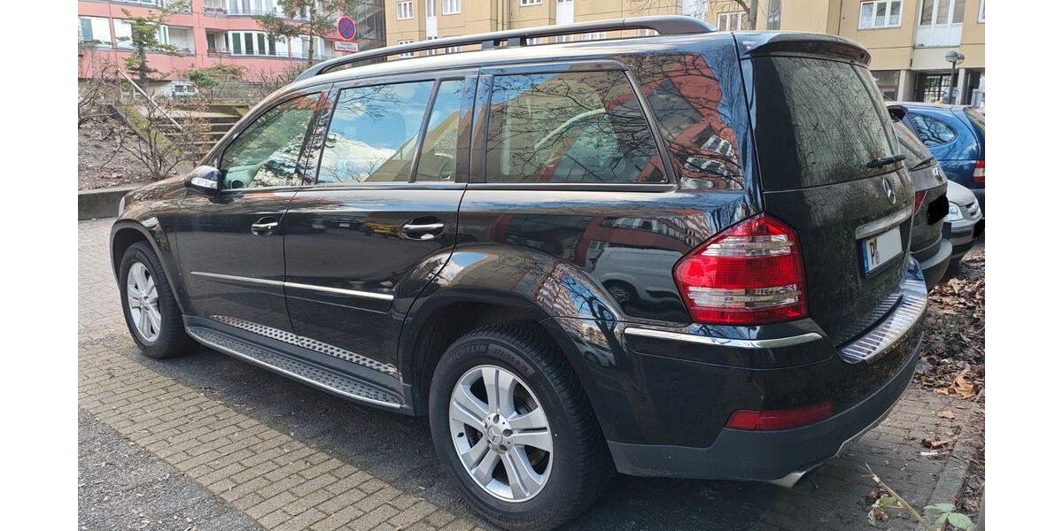 Mercedes-Benz GL 450 112.000 km 16.900 &euro; Berlin 14059