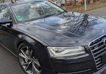 Audi A8 134.000 km 19.900 &euro; Berlin 12277