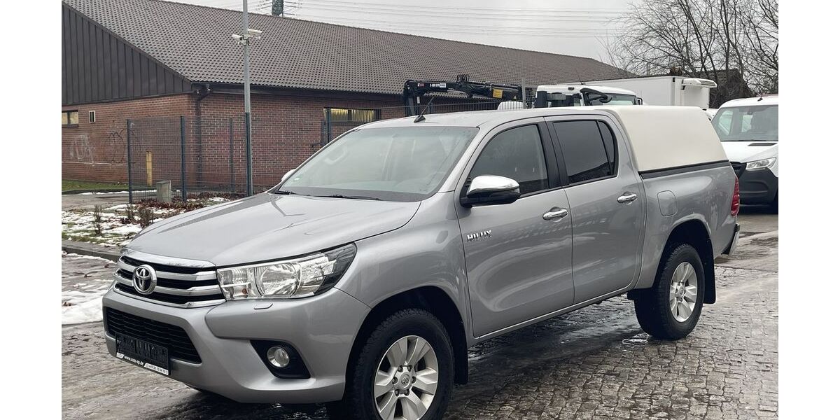 Toyota Hilux 140.000 km 30.821 &euro; Berlin 12681