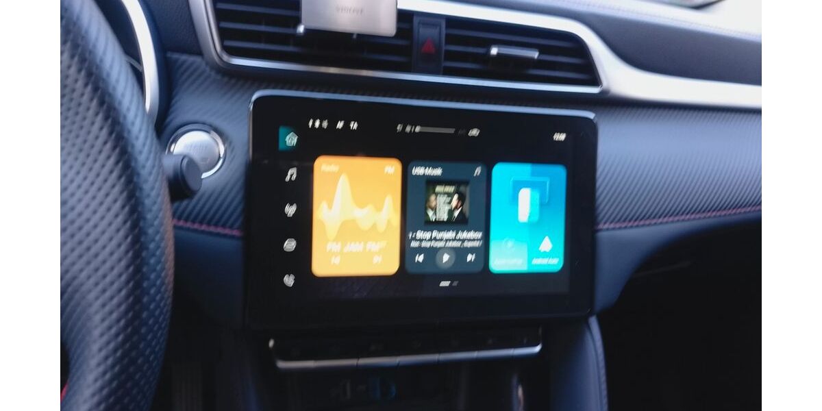 MG ZS 11.000 km 18.700 &euro; Potsdam 14473