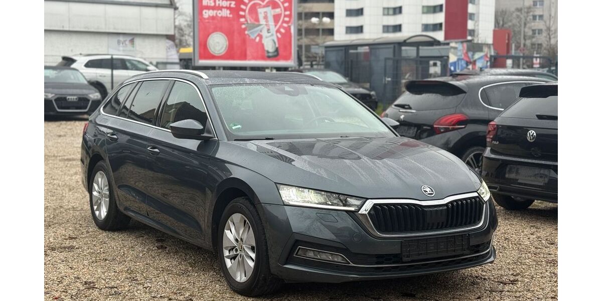 Skoda Octavia 152.000 km 14.500 &euro; Berlin 12353