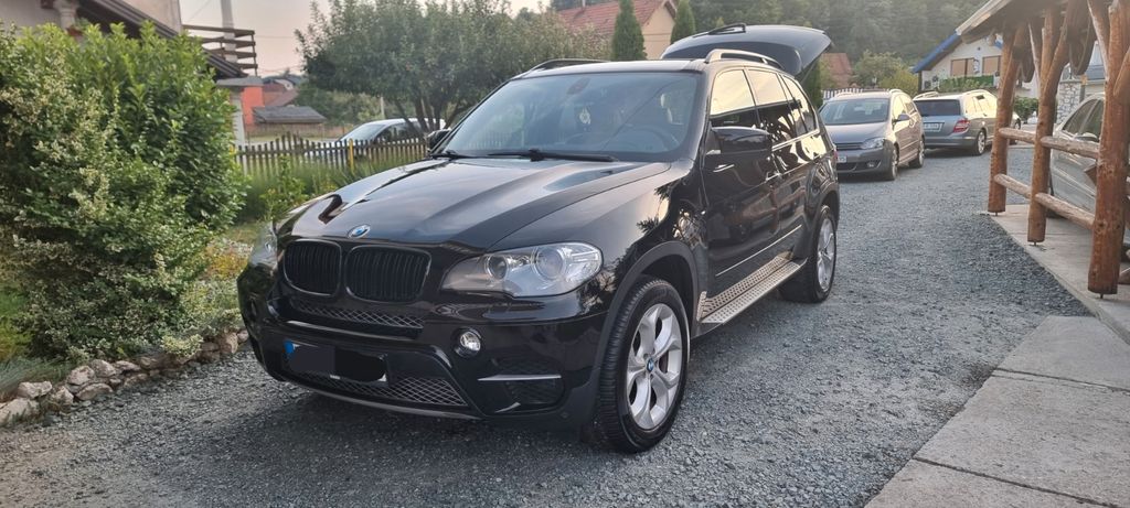 BMW X5 290.000 km 12.500 &euro; Berlin 12357
