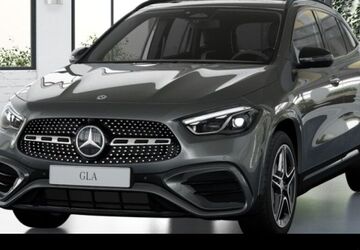Mercedes-Benz GLA 200 9.900 km 42.980 &euro; Berlin 10587