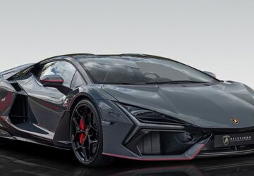 Lamborghini Revuelto 4.500 km 638.015 &euro; Berlin 13599
