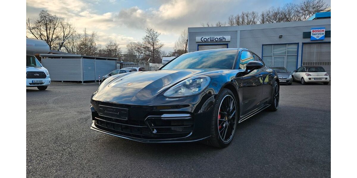 Porsche Panamera 99.600 km 58.290 &euro; Berlin 12555