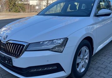 Skoda Superb 170.700 km 17.500 &euro; Berlin 12057