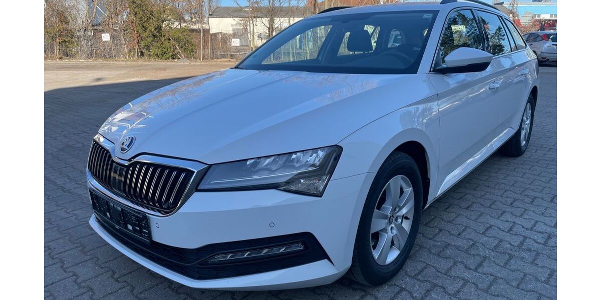 Skoda Superb 170.700 km 17.500 &euro; Berlin 12057