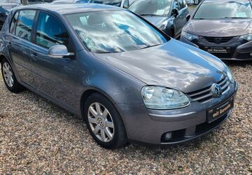 VW Golf 215.000 km 3.000 &euro; Potsdam 14480