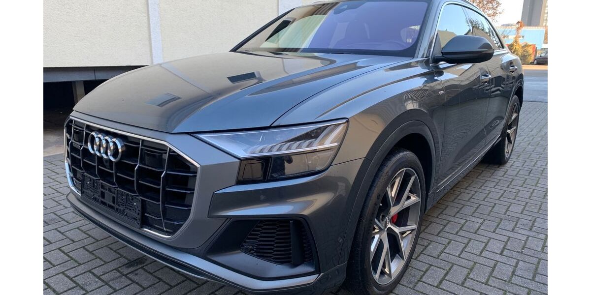Audi Q8 173.700 km 42.900 &euro; Berlin 12057