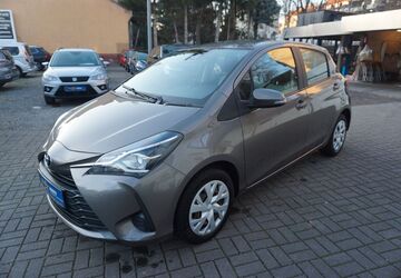 Toyota Yaris 79.999 km 13.490 &euro; Berlin 13407