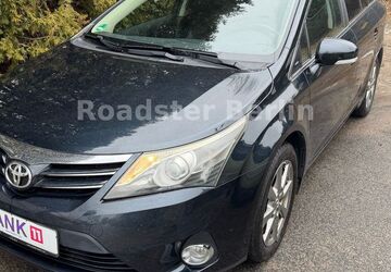 Toyota Avensis 219.390 km 6.600 &euro; Berlin 12683