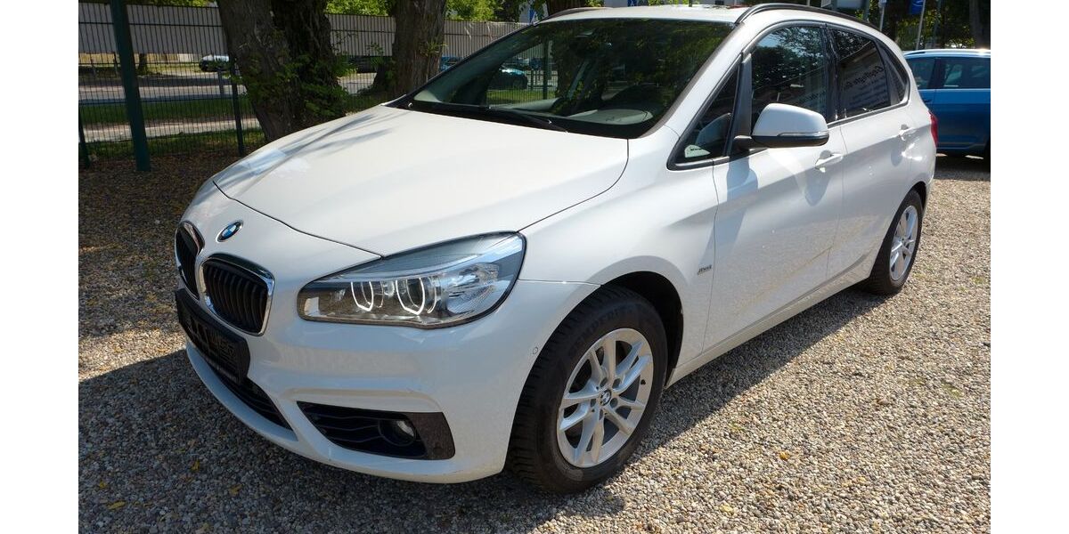 BMW 220 Active Tourer 126.997 km 14.980 &euro; Berlin 13088