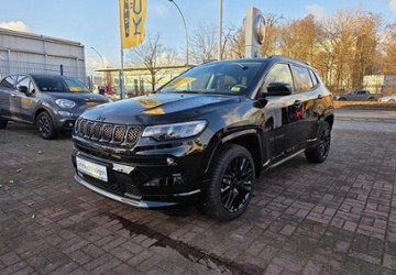 Jeep Compass 9.165 km 27.999 &euro; Berlin 13599