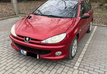 Peugeot 206 129.800 km 2.700 &euro; Berlin 13158