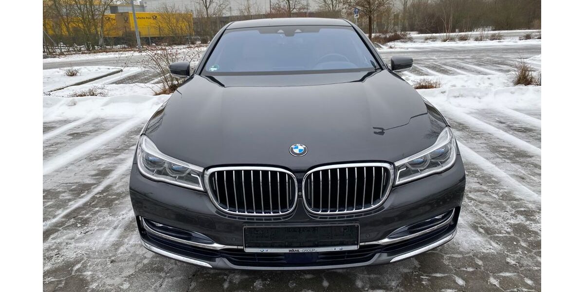 BMW 740 159.800 km 29.990 &euro; Hennigsdorf 16761