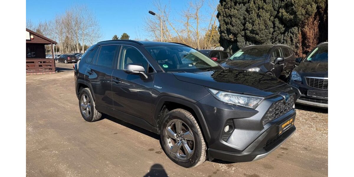 Toyota RAV 4 249.854 km 18.490 &euro; Berlin 13127
