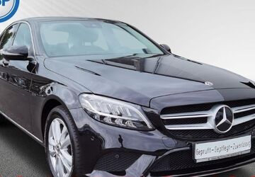 Mercedes-Benz C 300 57.585 km 26.900 &euro; Berlin 13581