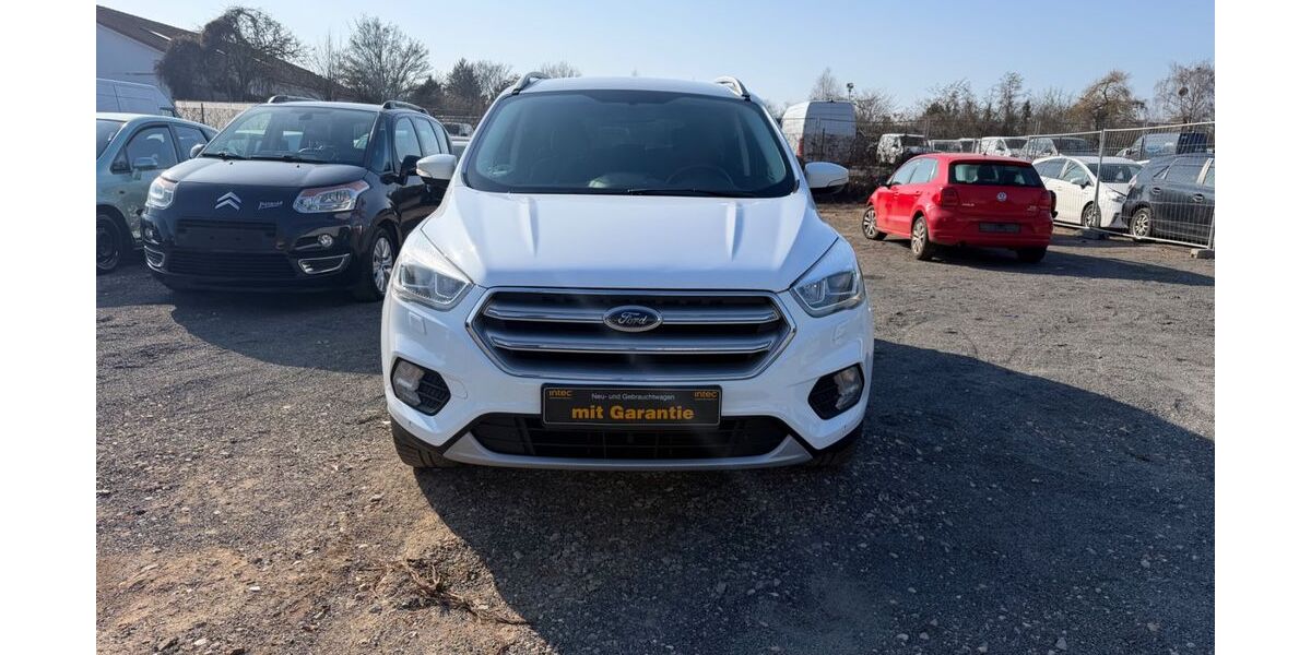 Ford Kuga 114.000 km 9.500 &euro; Berlin 12309