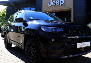 Jeep Compass 36.192 km 31.990 &euro; Potsdam 14482