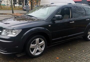 Dodge Journey 100.000 km 6.499 &euro; Berlin 13405