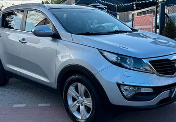 Kia Sportage 120.833 km 8.990 &euro; BERLIN 13127