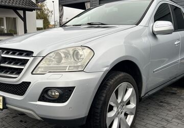 Mercedes-Benz ML 350 389.000 km 8.970 &euro; Nauen 14641