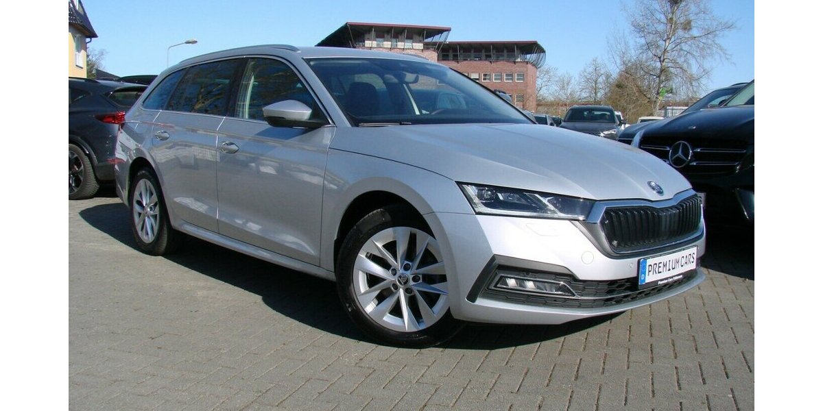 Skoda Octavia 2.0TDI Style ACC Columbus HeadUp AHK 48.103 km 27.480 &euro; Falkensee 14612