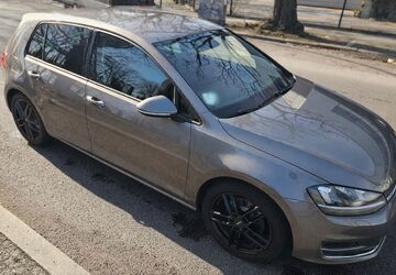 VW Golf 129.000 km 11.200 &euro; Berlin 10409