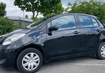 Toyota Yaris 95.900 km 4.200 &euro; Berlin 12555