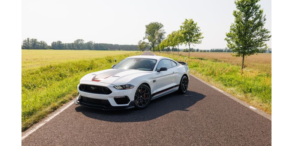 Ford Mustang 6.500 km 43.900 &euro; Nauen 14641