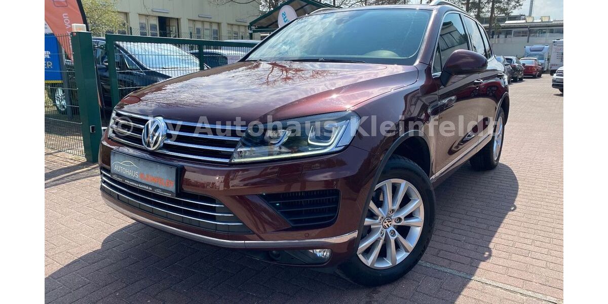 VW Touareg 261.987 km 17.490 &euro; Borkheide 14822