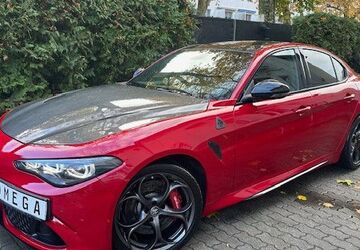 Alfa Romeo Giulia 33.340 km 64.950 &euro; Berlin 13407