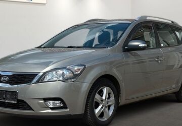 Kia ceed Sportswagon 136.586 km 5.299 &euro; Berlin 12681