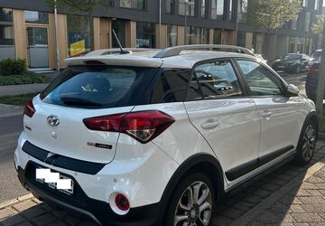 Hyundai i20 40.649 km 11.400 &euro; Potsdam 14469